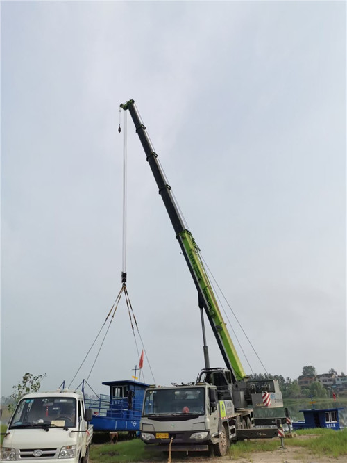 鲁山县桥梁建设吊装案例